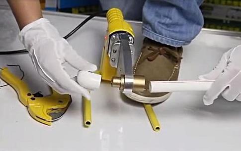 熱熔水管步驟圖文教學,新手水工師傅都看這學習畢業(yè) 熱熔水管步驟圖文教學,新手水工師傅都看這學習畢業(yè)